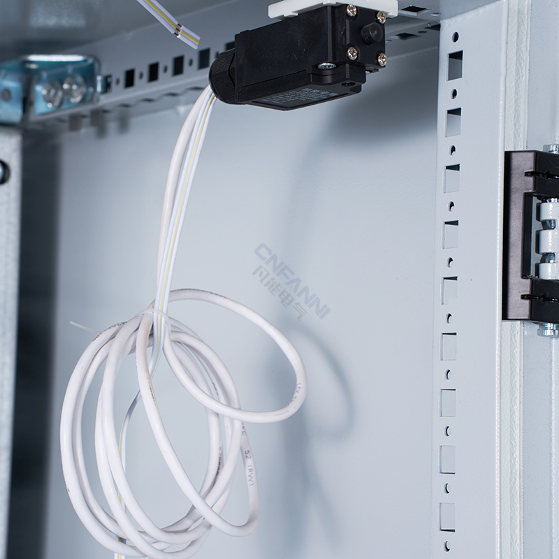 Шкаф из пятислойного гнутого профиля ES, имитация Rittal, с несъемной боковой панелью