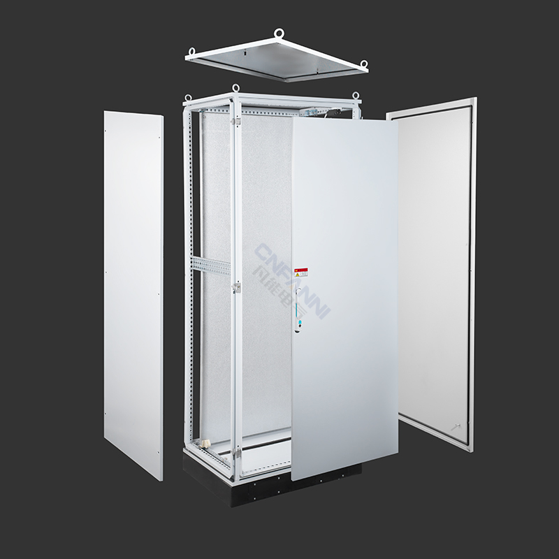 Шкаф PS с девятью сгибами и имитацией профиля Rittal со съемной боковой панелью