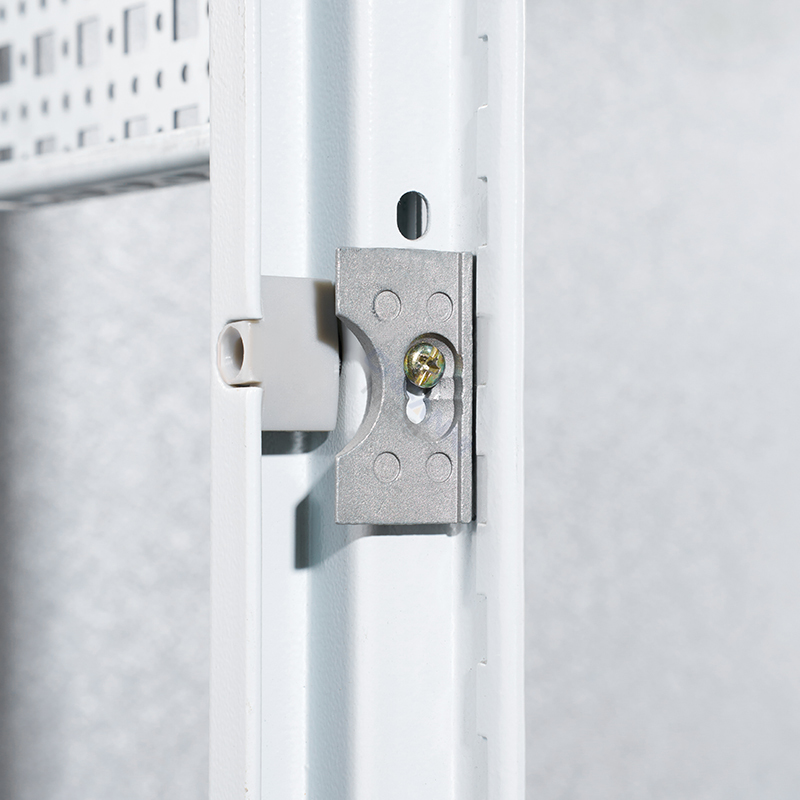 Шкаф PS с девятью сгибами и имитацией профиля Rittal со съемной боковой панелью